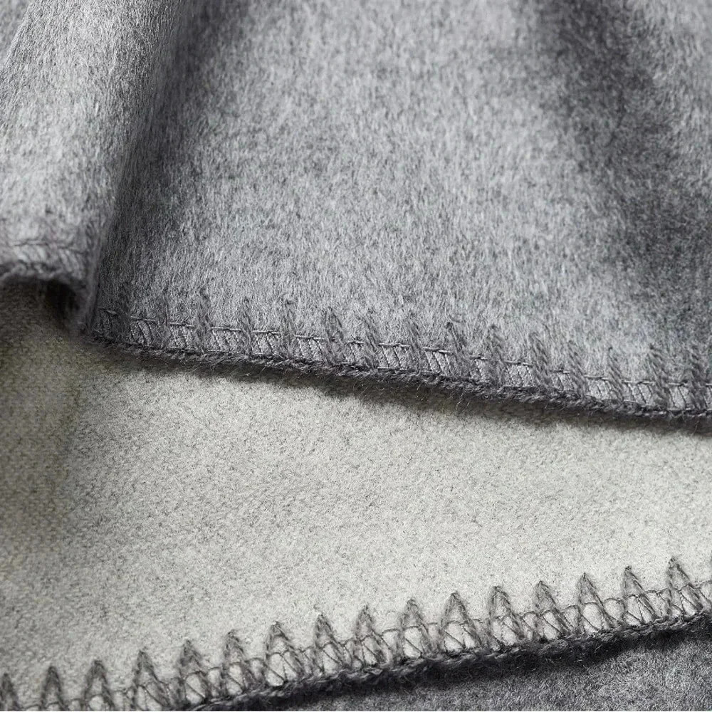 POTTERY BARN Accent Reversible Throw / Blanket Gray - NWT NEW - Picture 2 of 6